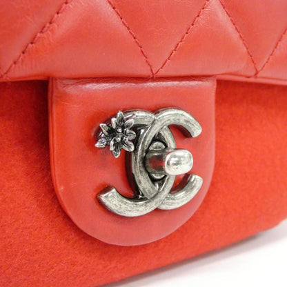 Chanel Shoulder Bag Red — view 4