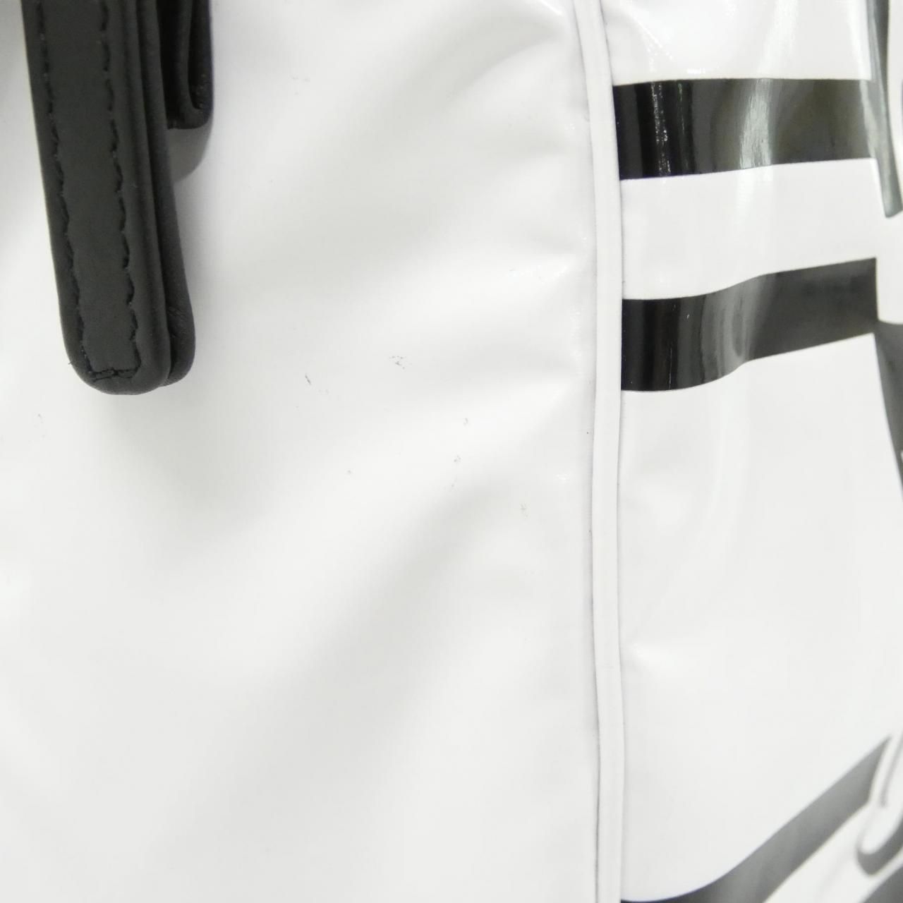 Chanel Shoulder Bag White — view 5