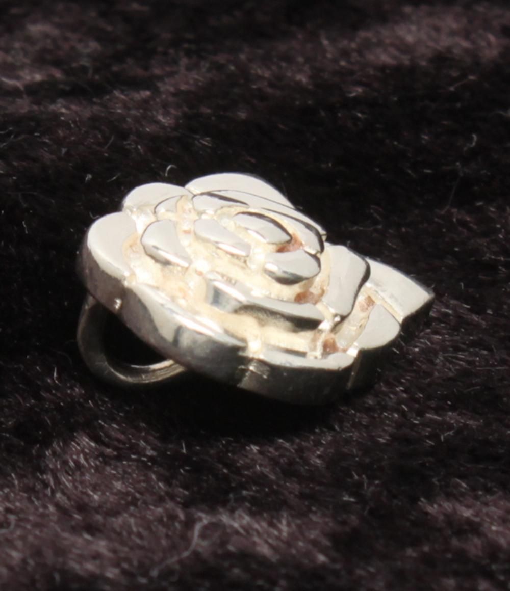 Chanel Pendant Top Camellia — view 3