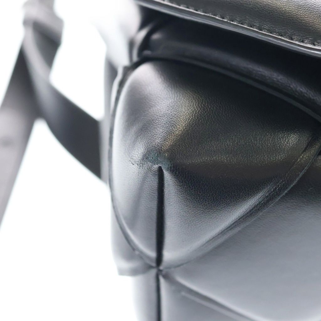 Bottega Veneta Maxi Intrecciato Top Handle Shoulder Bag Black Leather Silver — view 6