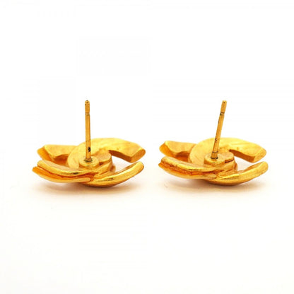 Chanel Earrings CC Logo Gold Plated White — view 3