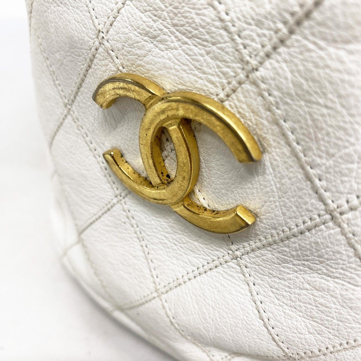 Chanel Shoulder Bag Bicolor Leather White Gold — view 7