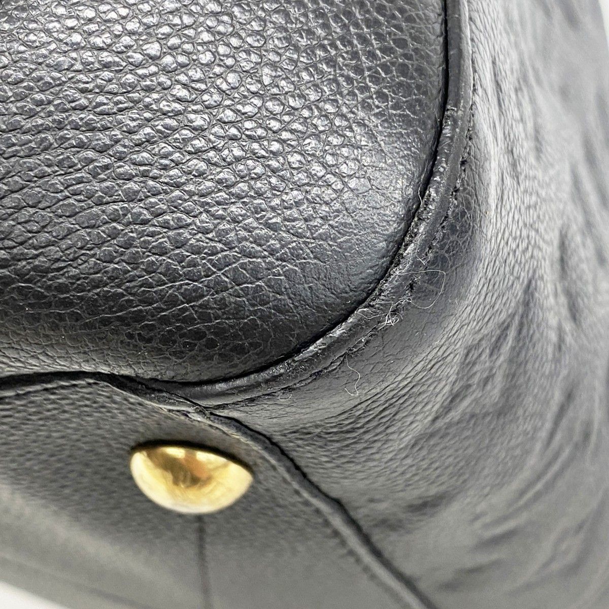 Louis Vuitton Handbag Monogram Empreinte Montaigne MM Noir — view 6