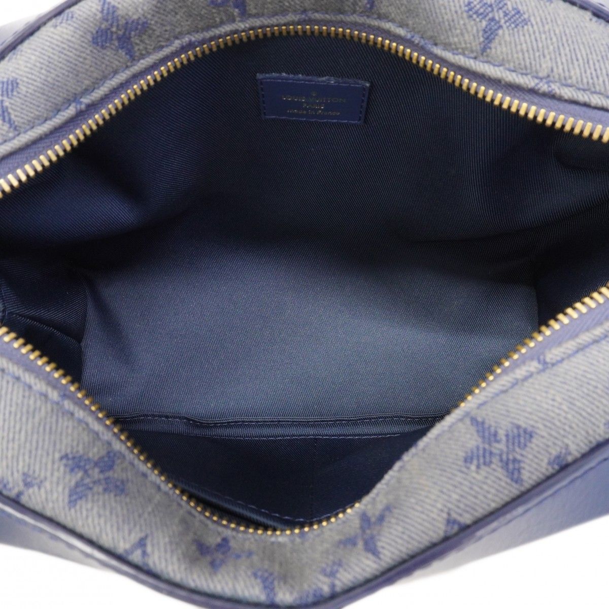 Louis Vuitton Shoulder Bag Monogram Denim Soft Trunk Navy — view 4
