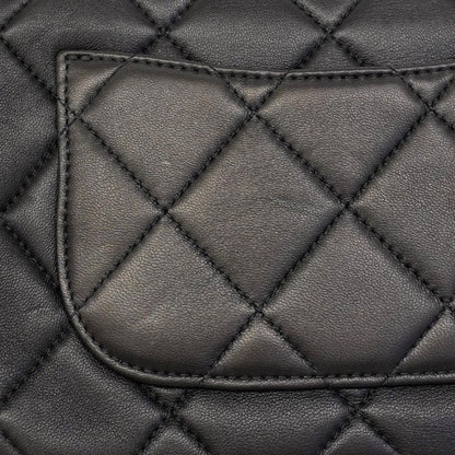 Chanel Shoulder Bag Quilted Leather Black Gold — view 8