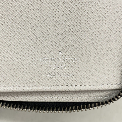 Louis Vuitton Wallet Taigarama Zippy Vertical Antarctica — view 4