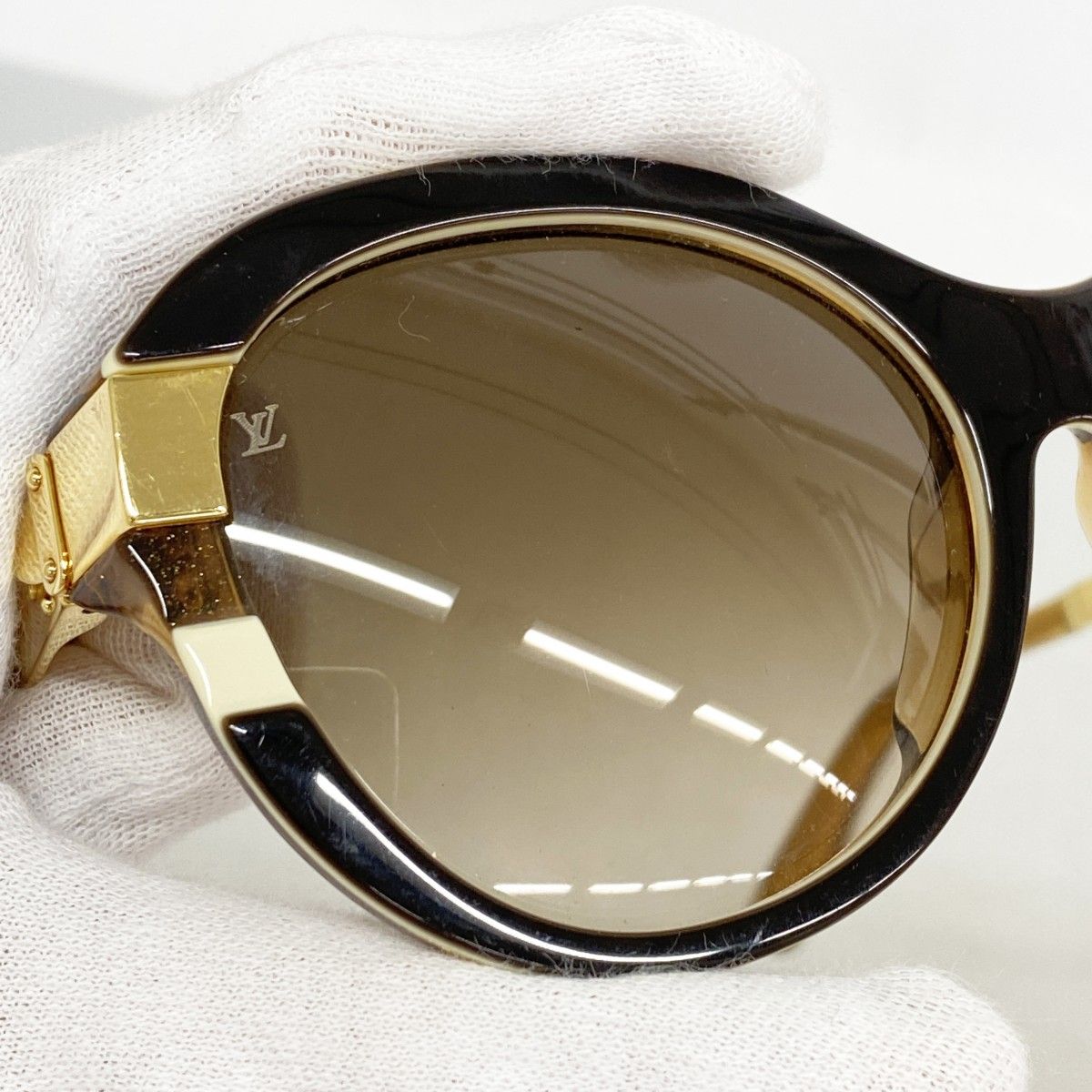 Louis Vuitton Sunglasses Petit Sucon Cat Eye Brown Eyewear — view 7