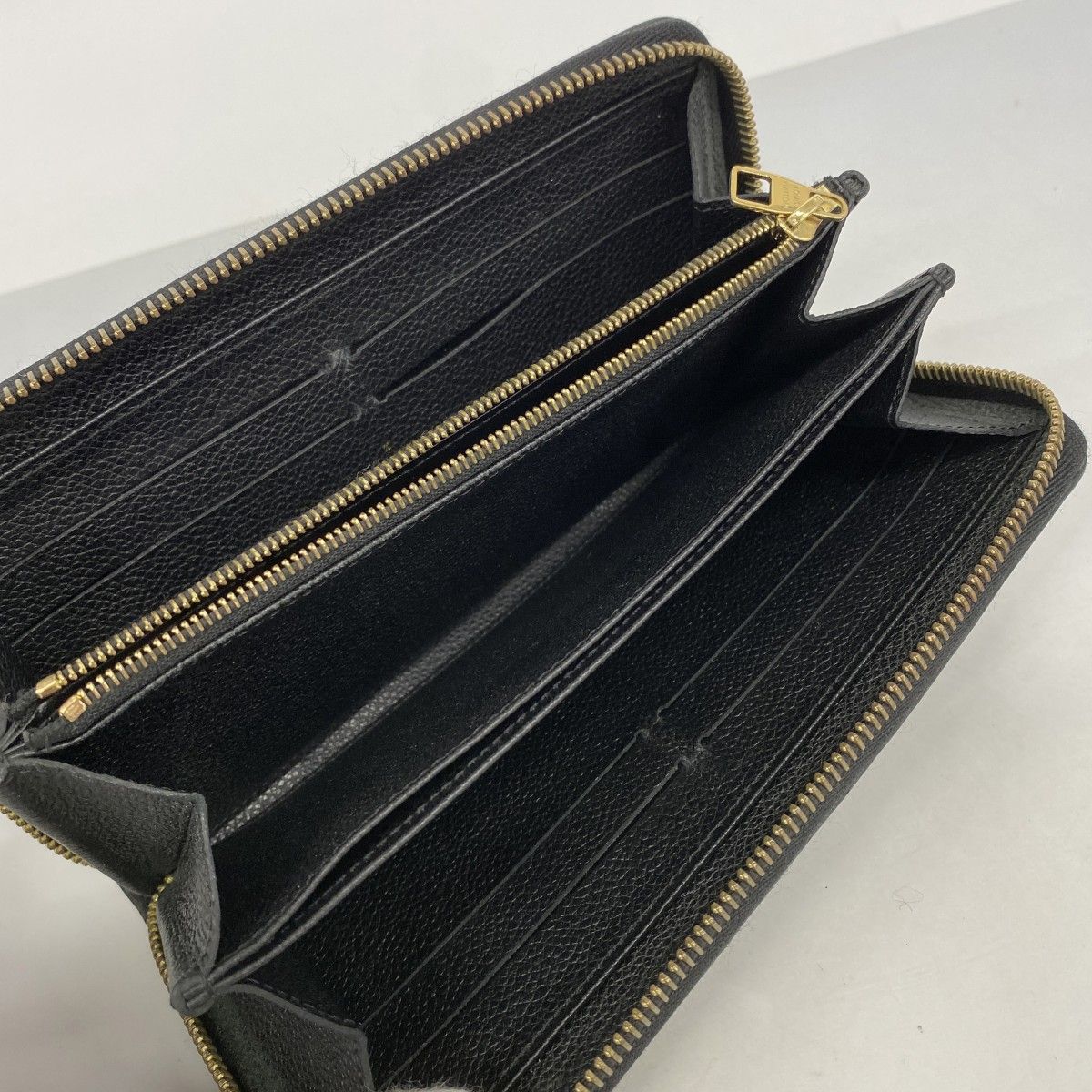 Louis Vuitton Wallet Monogram Empreinte Zippy Noir — view 3