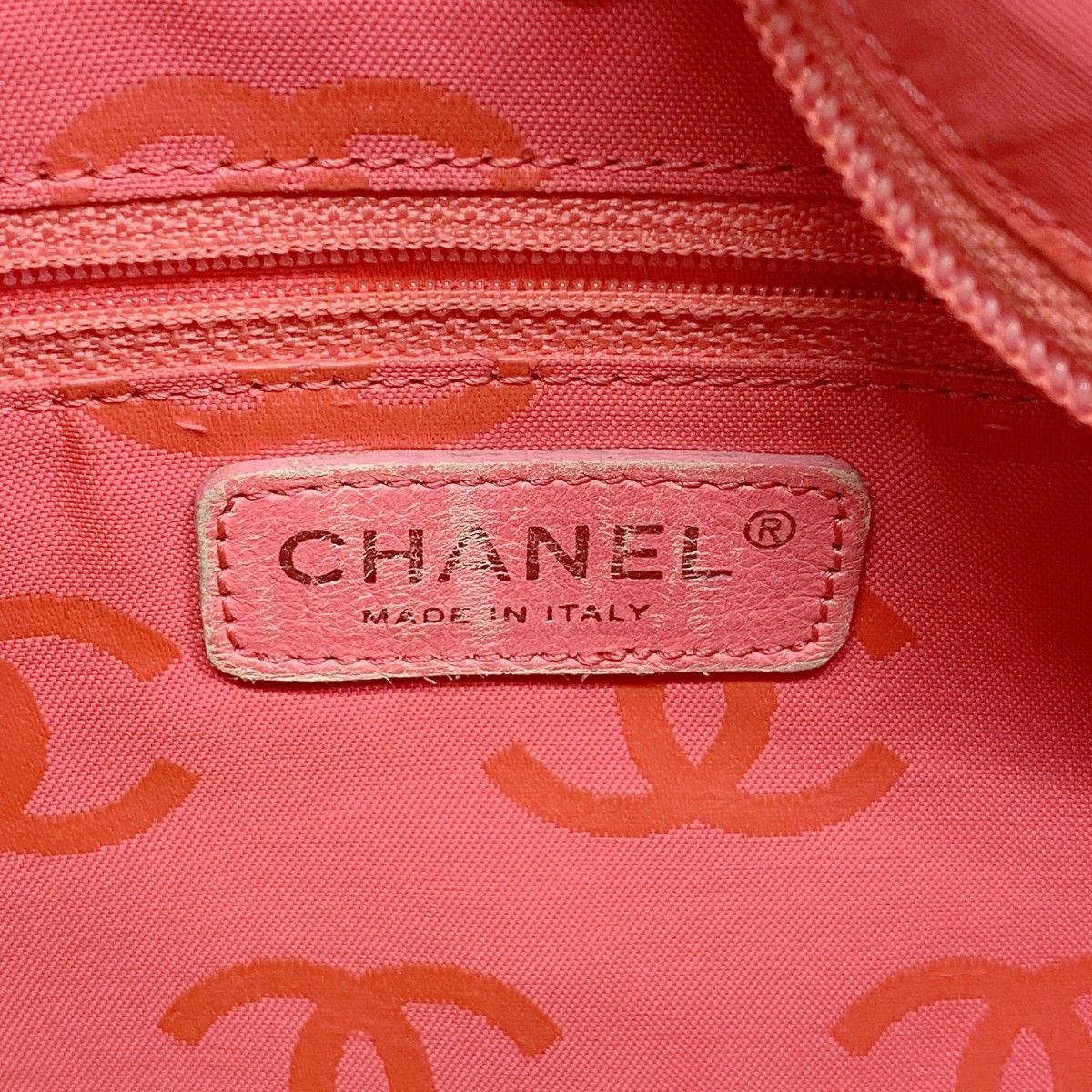 Chanel Tote Cambon Lambskin Black Silver — view 5