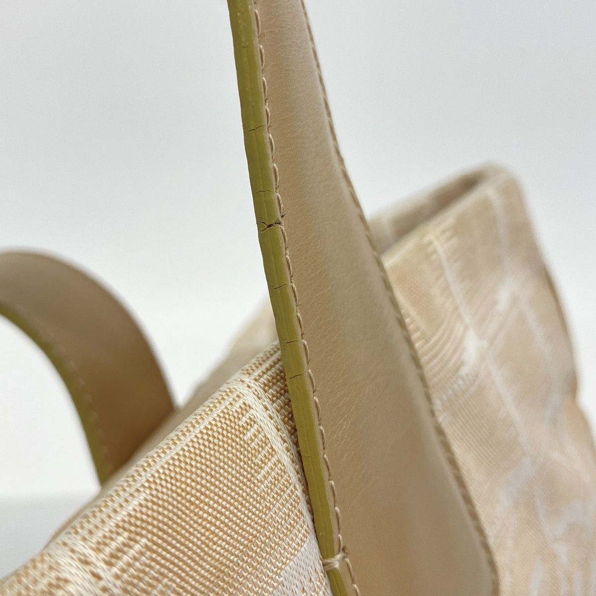 Chanel Tote New Travel Nylon Beige Gold — view 8
