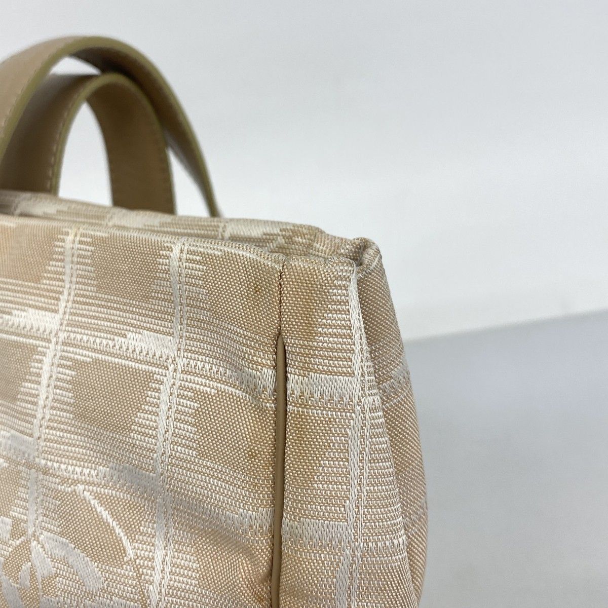 Chanel Tote New Travel Nylon Beige Gold — view 7