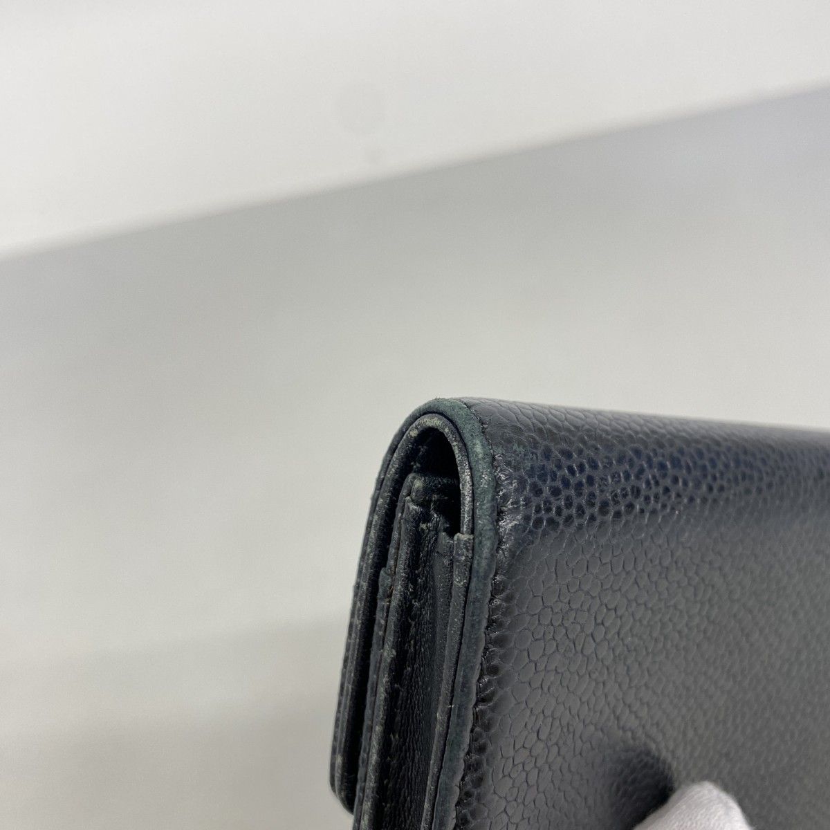 Chanel Card Case Caviar Leather Black Silver — view 6