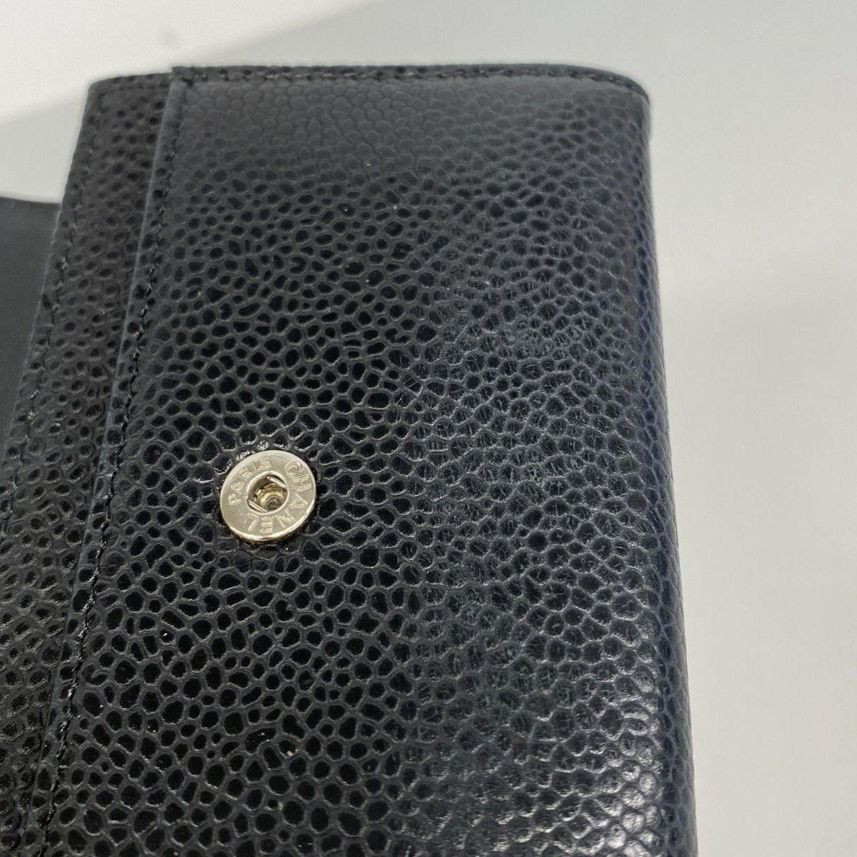 Chanel Card Case Caviar Leather Black Silver — view 8