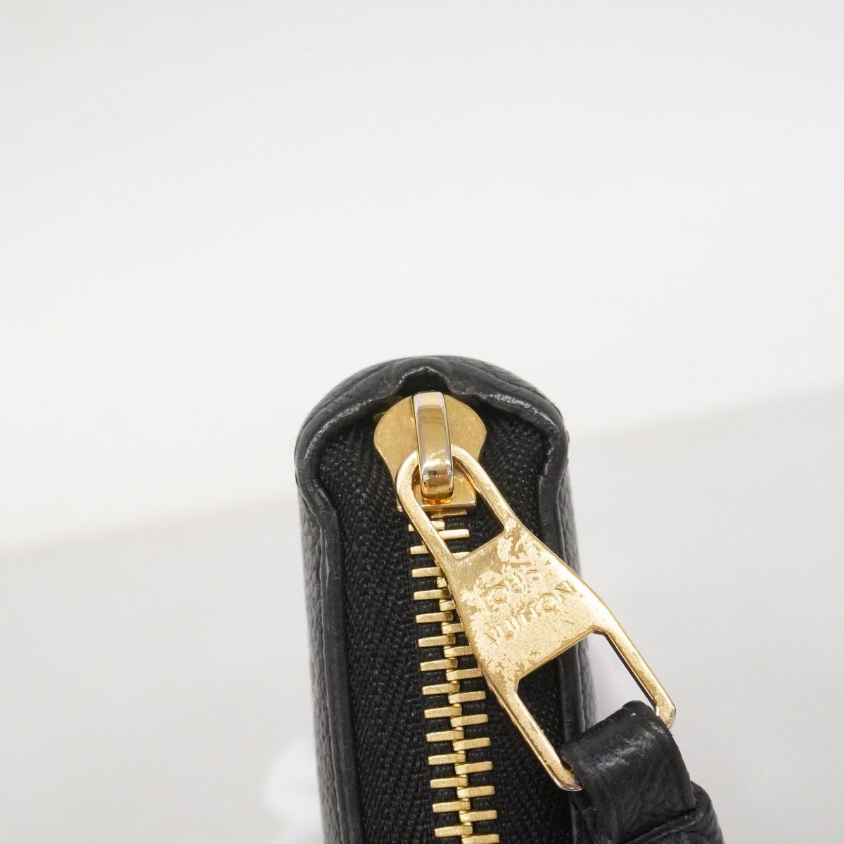 Louis Vuitton Wallet Monogram Empreinte Zippy Noir — view 7