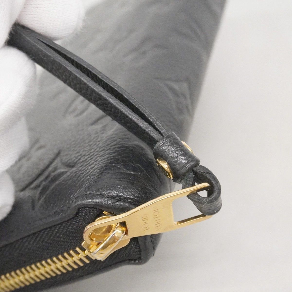 Louis Vuitton Wallet Monogram Empreinte Zippy Noir — view 8