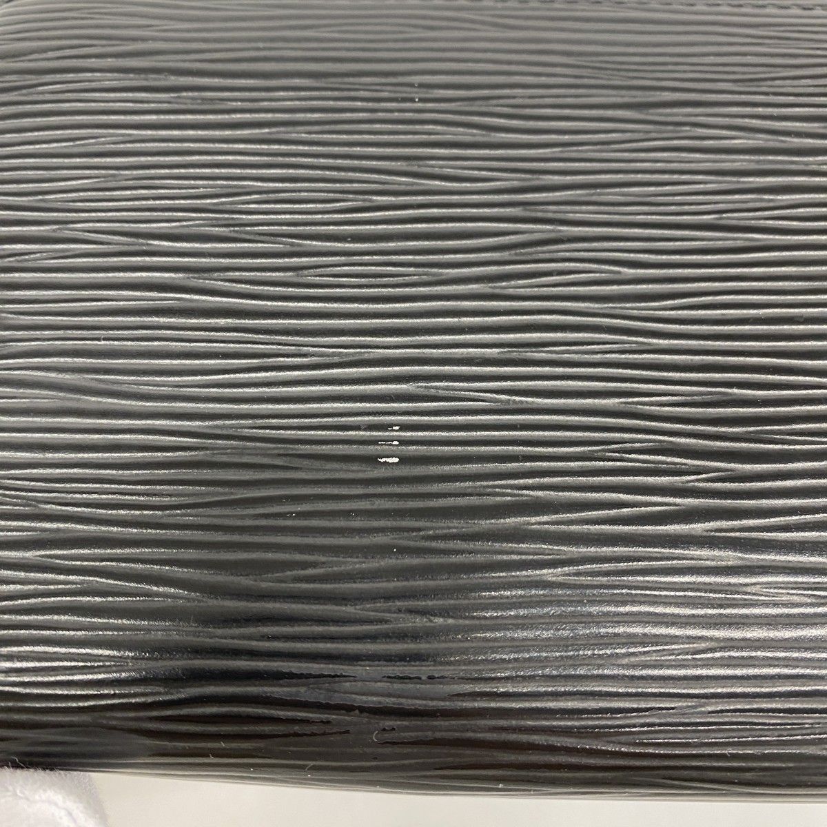 Louis Vuitton Wallet Epi Zippy Noir — view 8