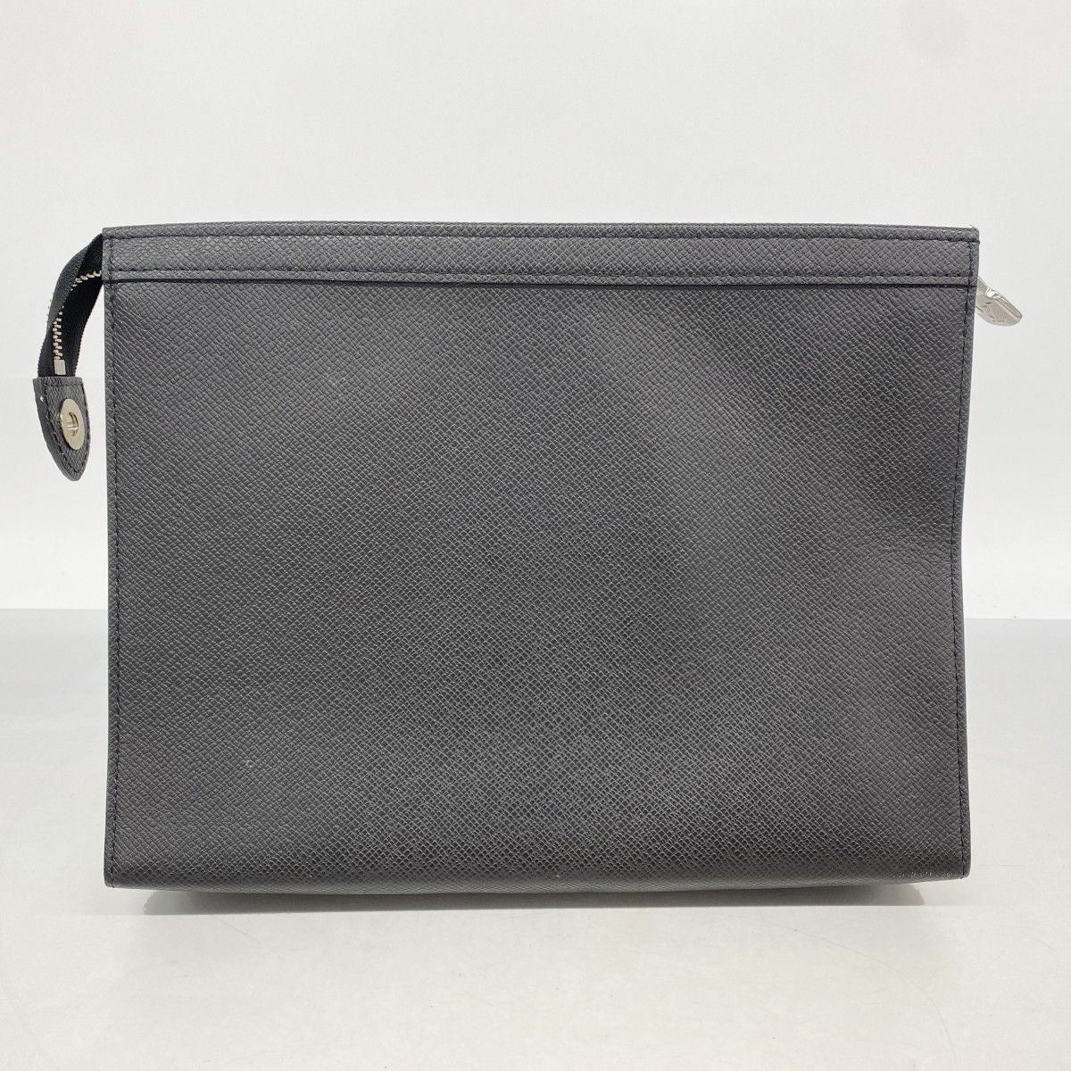Louis Vuitton Clutch Taiga Pochette Voyage MM Noir — view 9