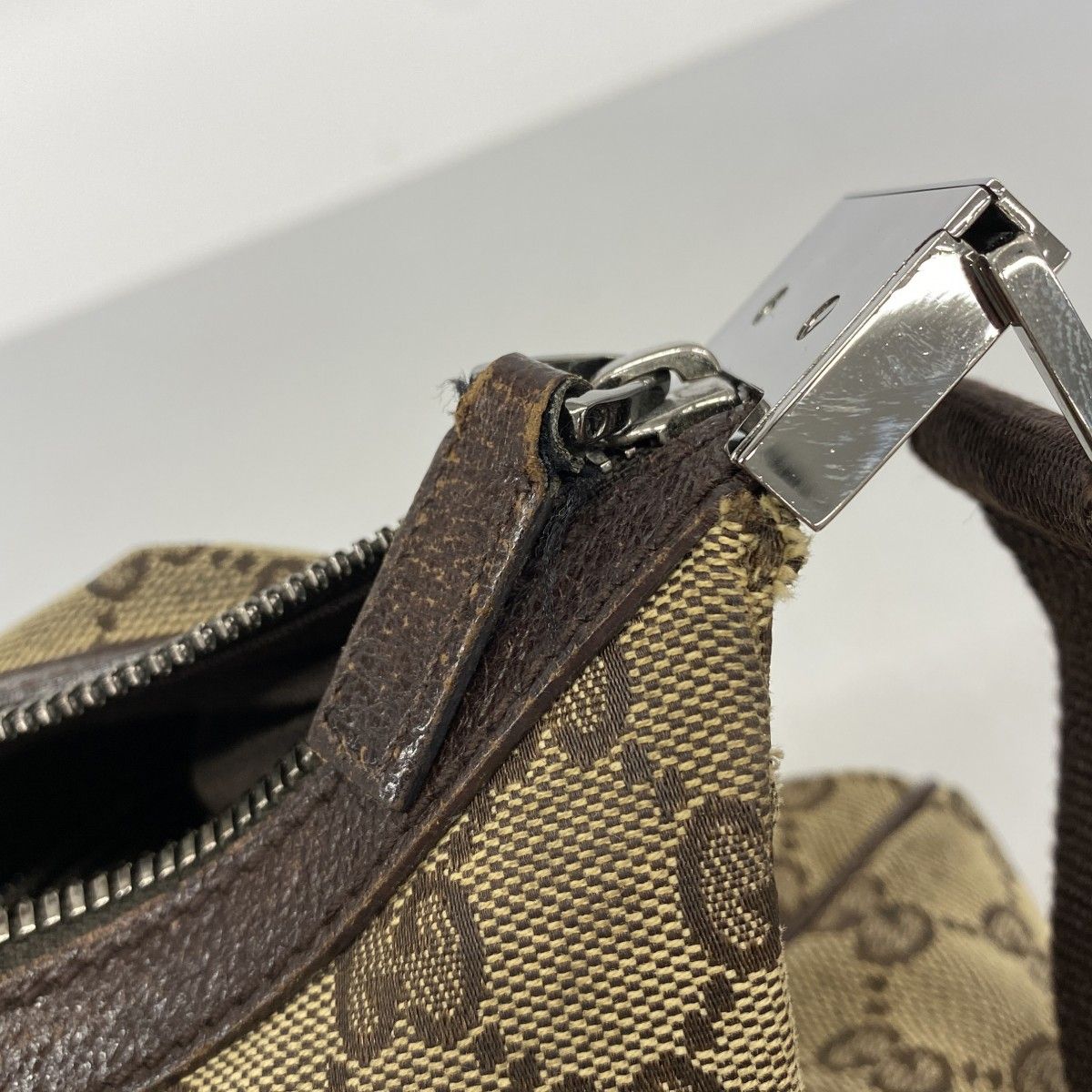 Gucci Shoulder Bag GG Canvas Beige Brown Silver — view 8