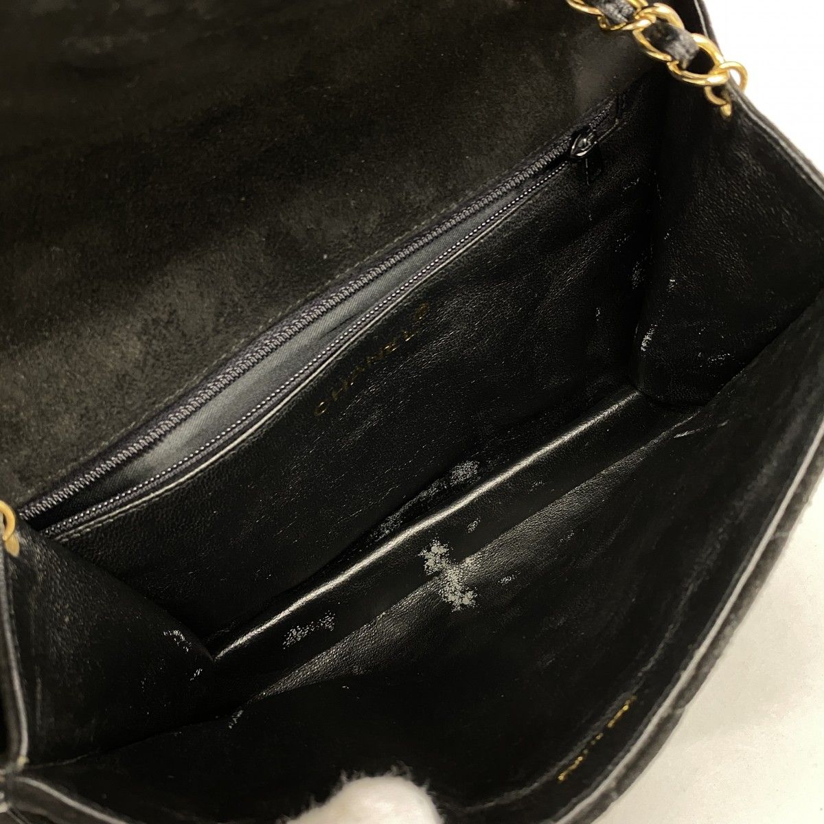 Chanel Shoulder Bag Quilted Suede Black Gold — view 4
