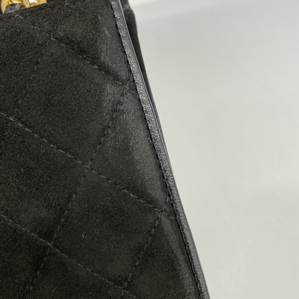 Chanel Shoulder Bag Quilted Suede Black Gold — view 7
