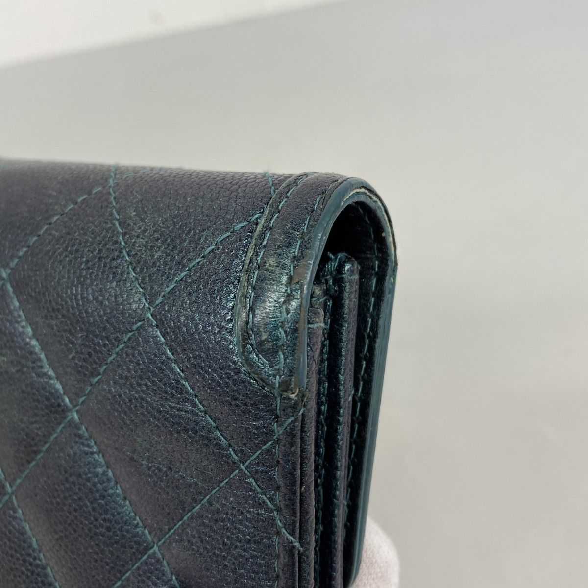 Chanel Wallet CC Filigree Caviar Leather Green Silver — view 7