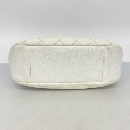 Chanel Shoulder Bag Quilted Caviar Leather White Gold — view 3