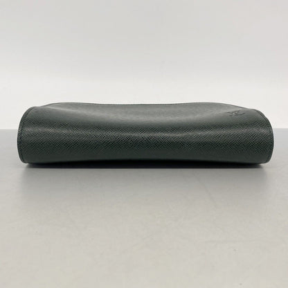Louis Vuitton Clutch Taiga Baikal Epi Sea — view 3