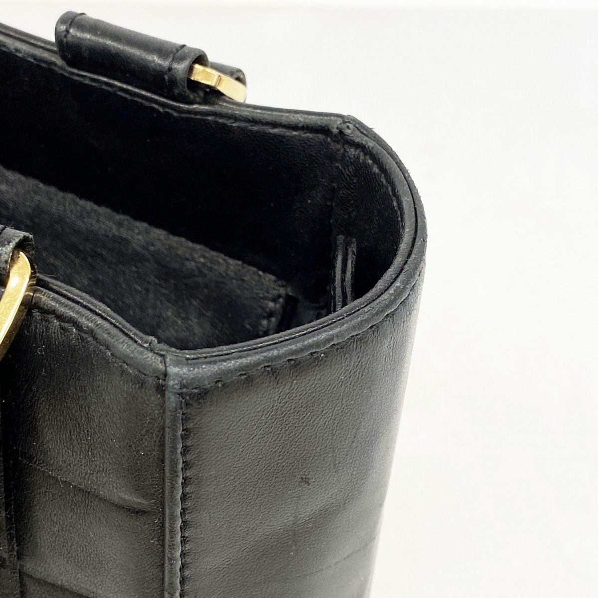 Chanel Handbag Choco Bar Lambskin Black Gold — view 7