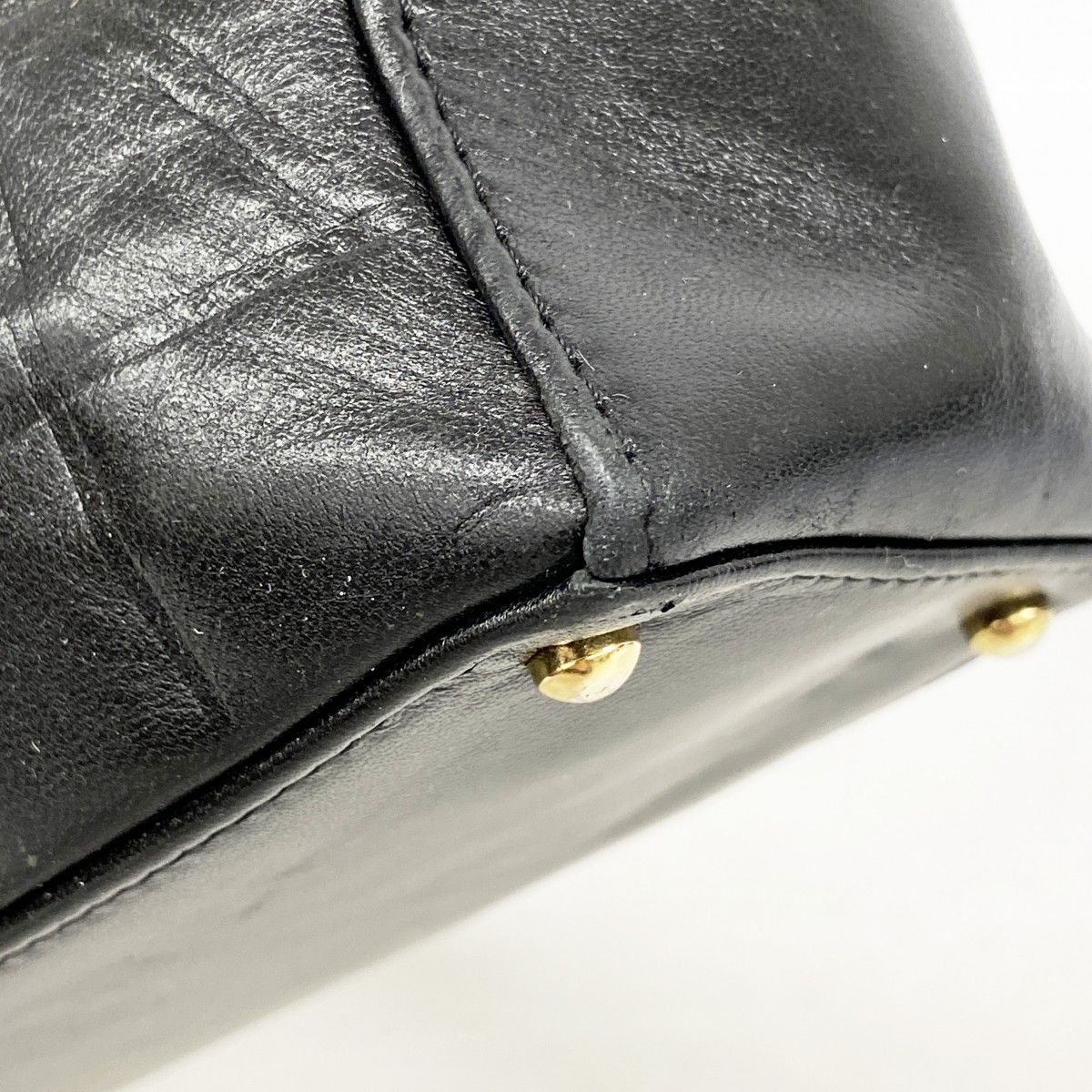Chanel Handbag Choco Bar Lambskin Black Gold — view 6
