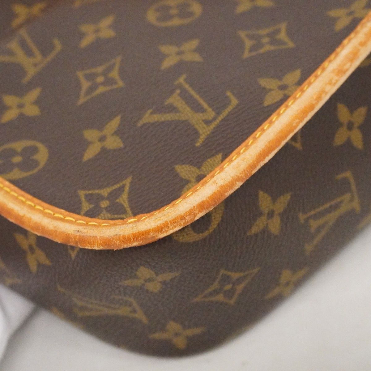 Louis Vuitton Shoulder Bag Monogram Sologne Brown — view 8