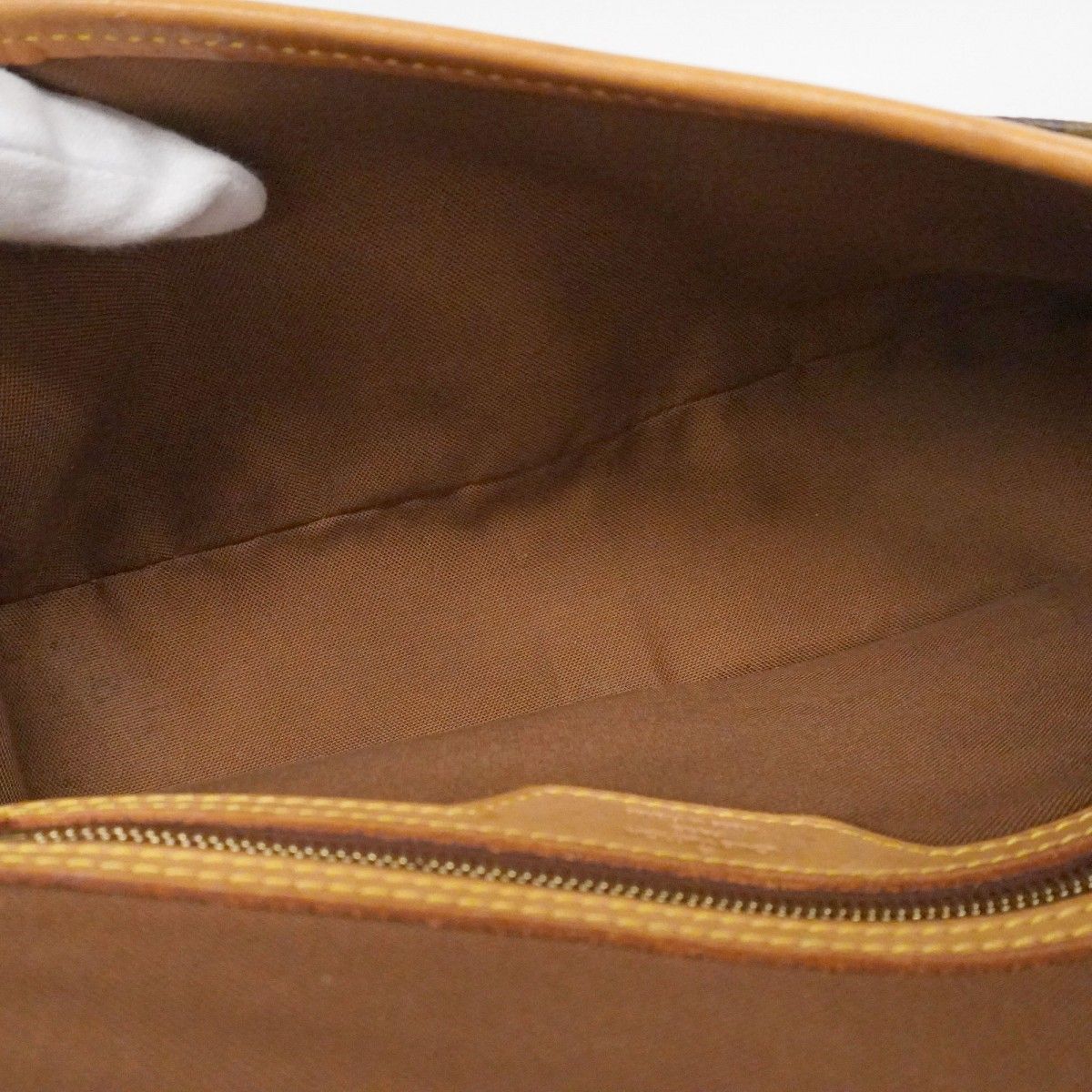 Louis Vuitton Shoulder Bag Monogram Sologne Brown — view 4