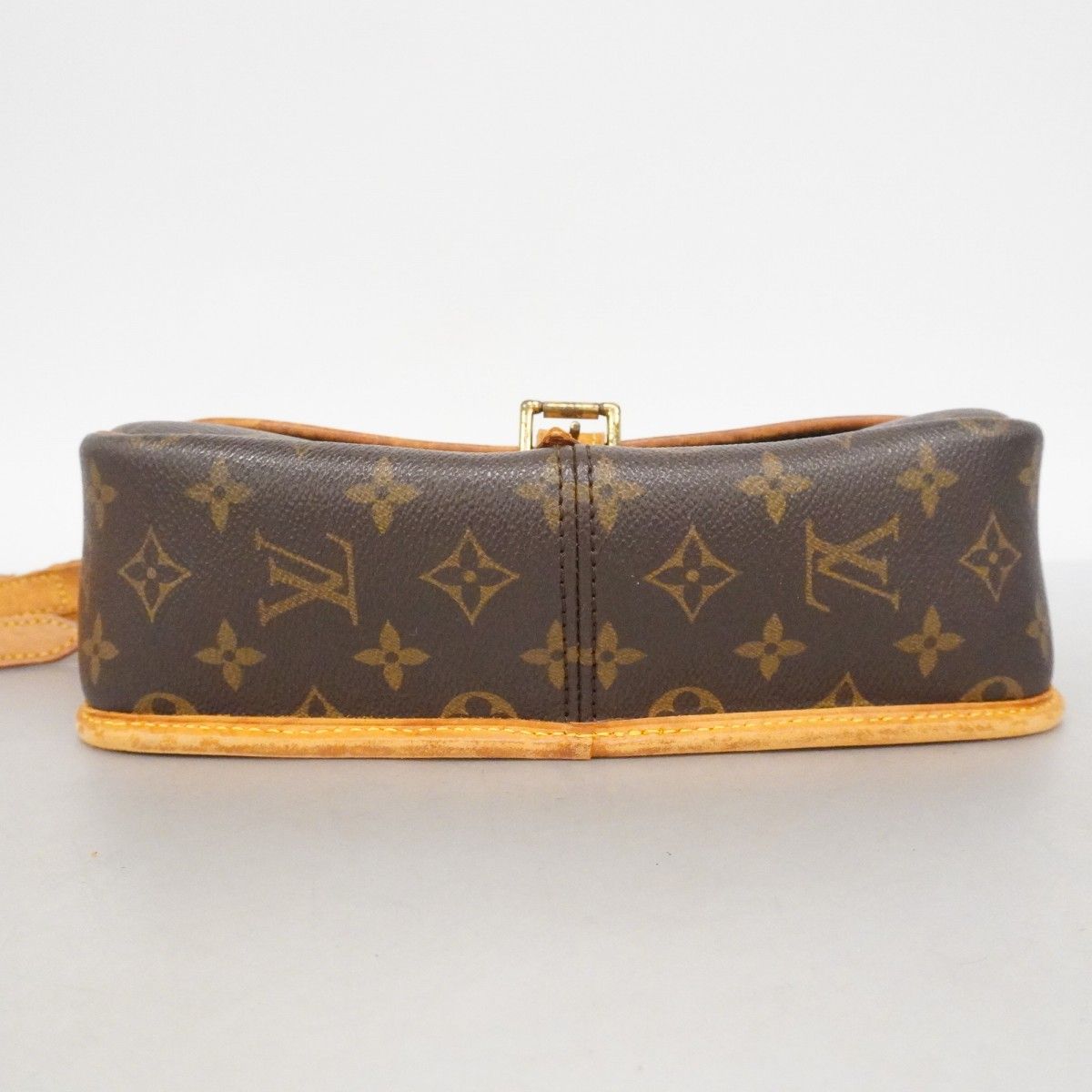 Louis Vuitton Shoulder Bag Monogram Sologne Brown — view 3