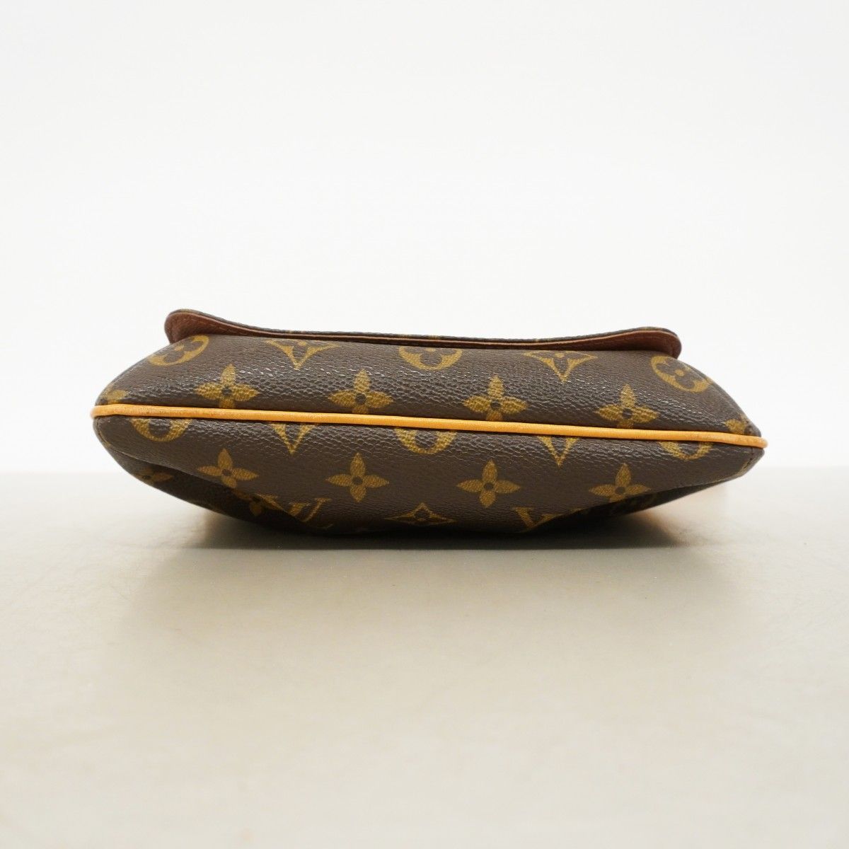Louis Vuitton Shoulder Bag Monogram Musette Salsa Short Strap Brown — view 3