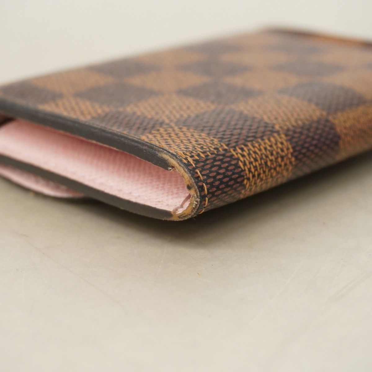 Louis Vuitton Coin Case Damier Porte-Monnaie Rosalie Rose Velours — view 5