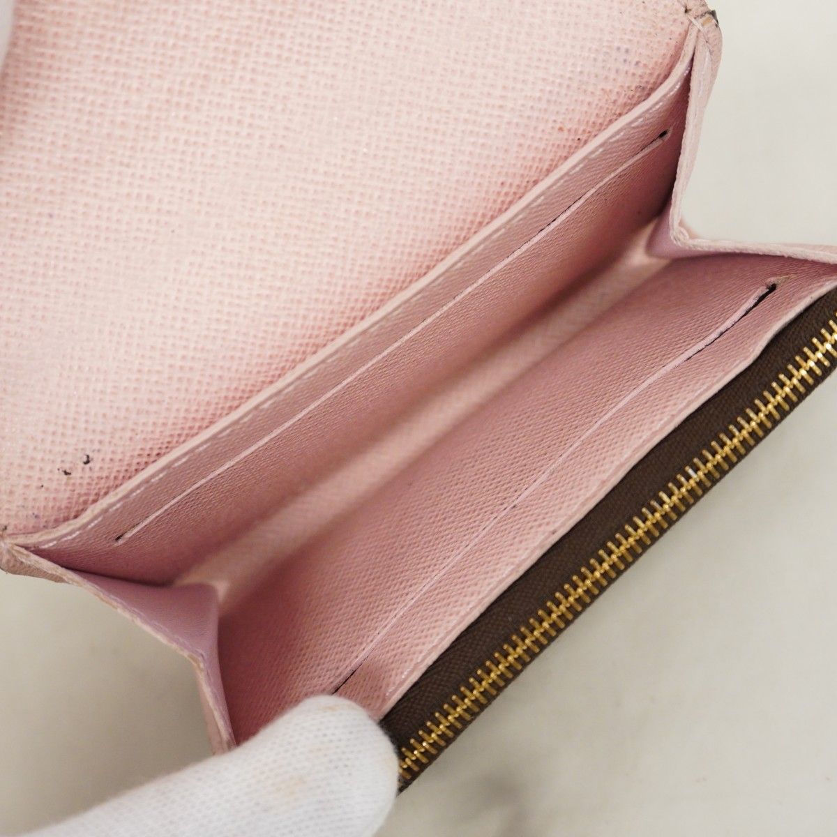 Louis Vuitton Coin Case Damier Porte-Monnaie Rosalie Rose Velours — view 3
