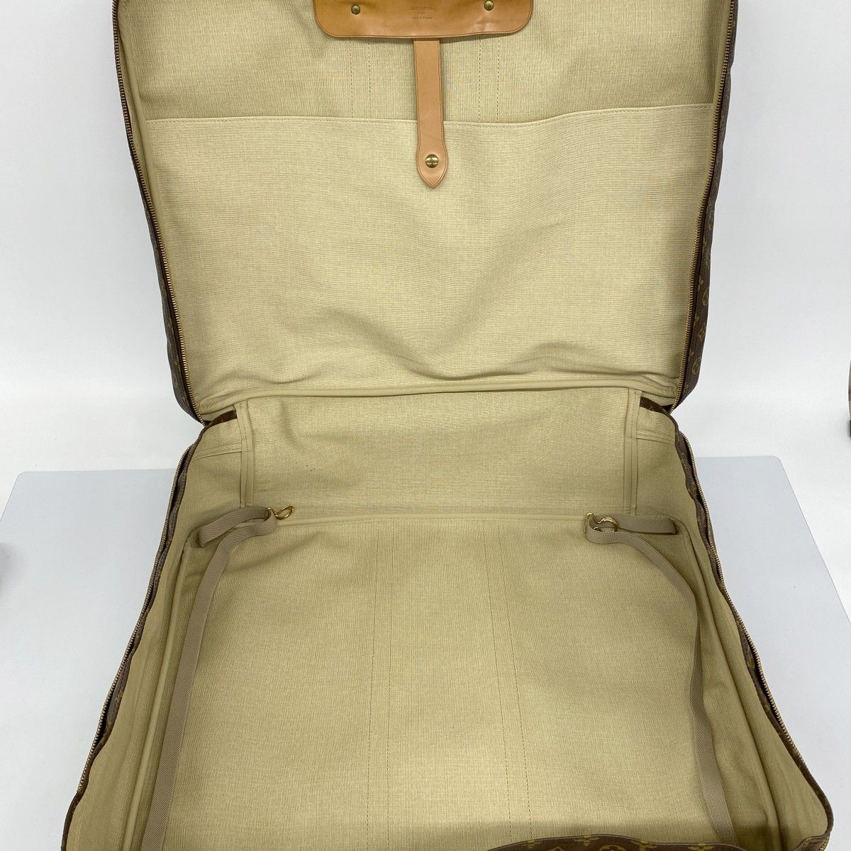 Louis Vuitton Boston Bag Monogram Sirius 60 Brown — view 4