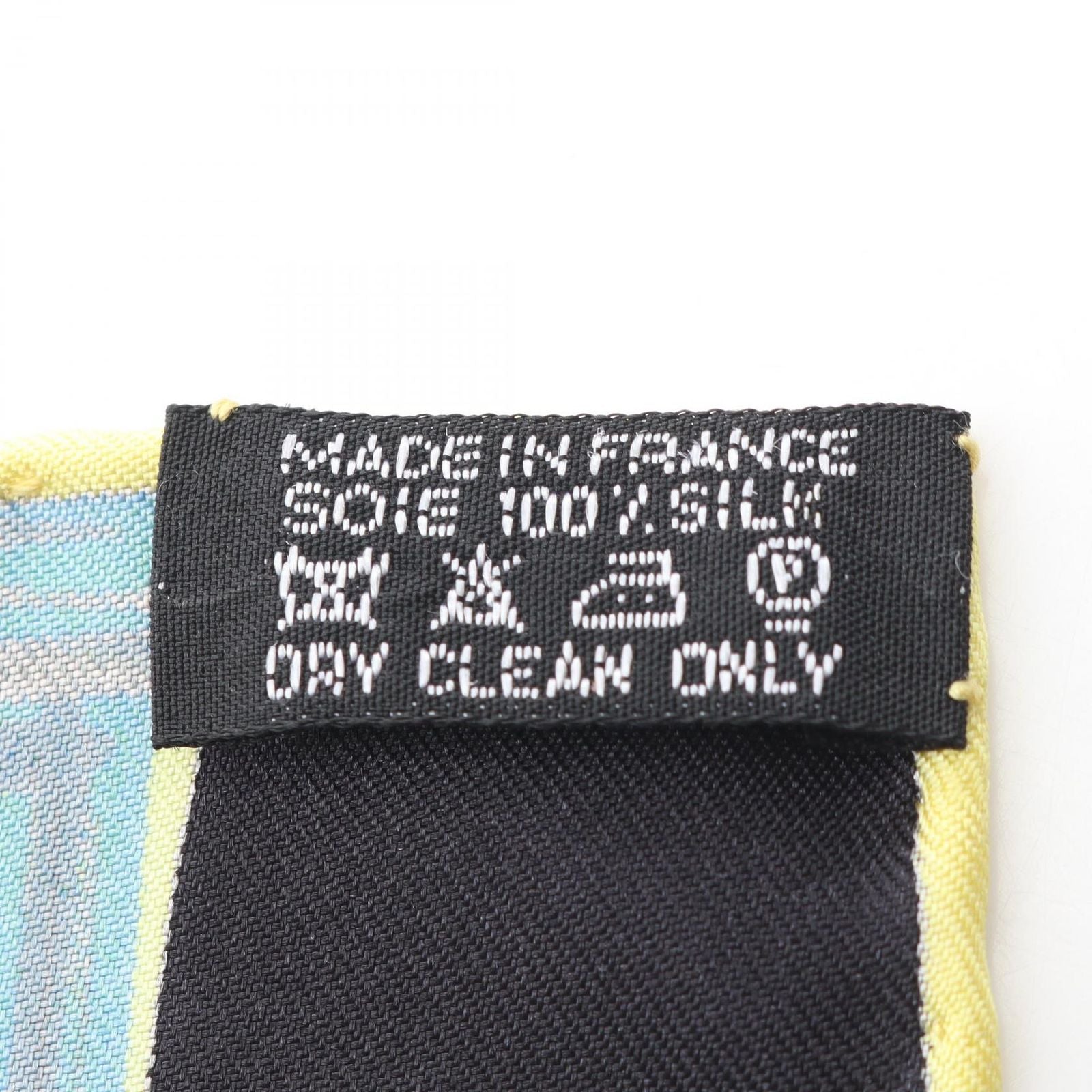 Hermes Scarf Carre 90 AU Fil du Silk — view 3