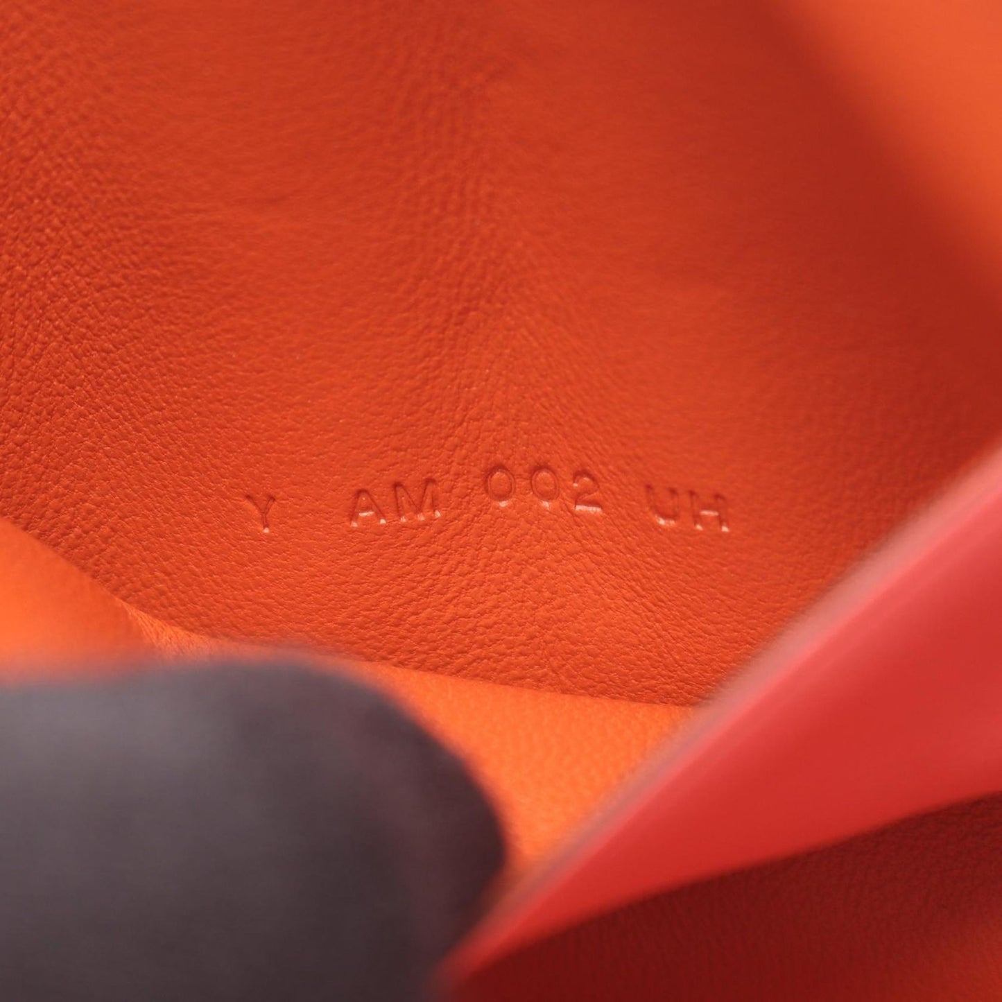 Hermes Waist Bag in the Loop Verso Roseete Terre Batue Leather Calf in the Belt — view 5