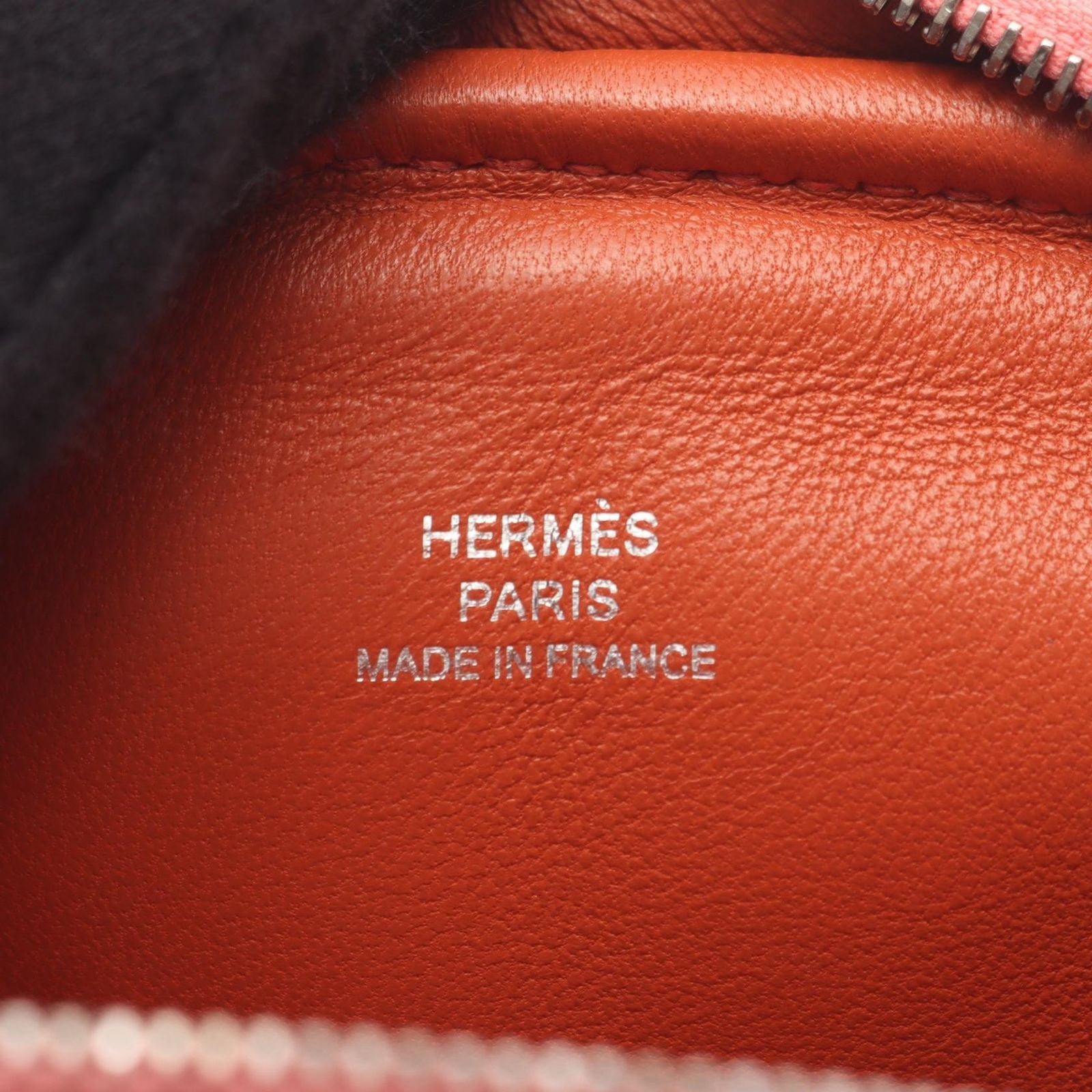 Hermes Waist Bag in the Loop Verso Roseete Terre Batue Leather Calf in the Belt — view 4