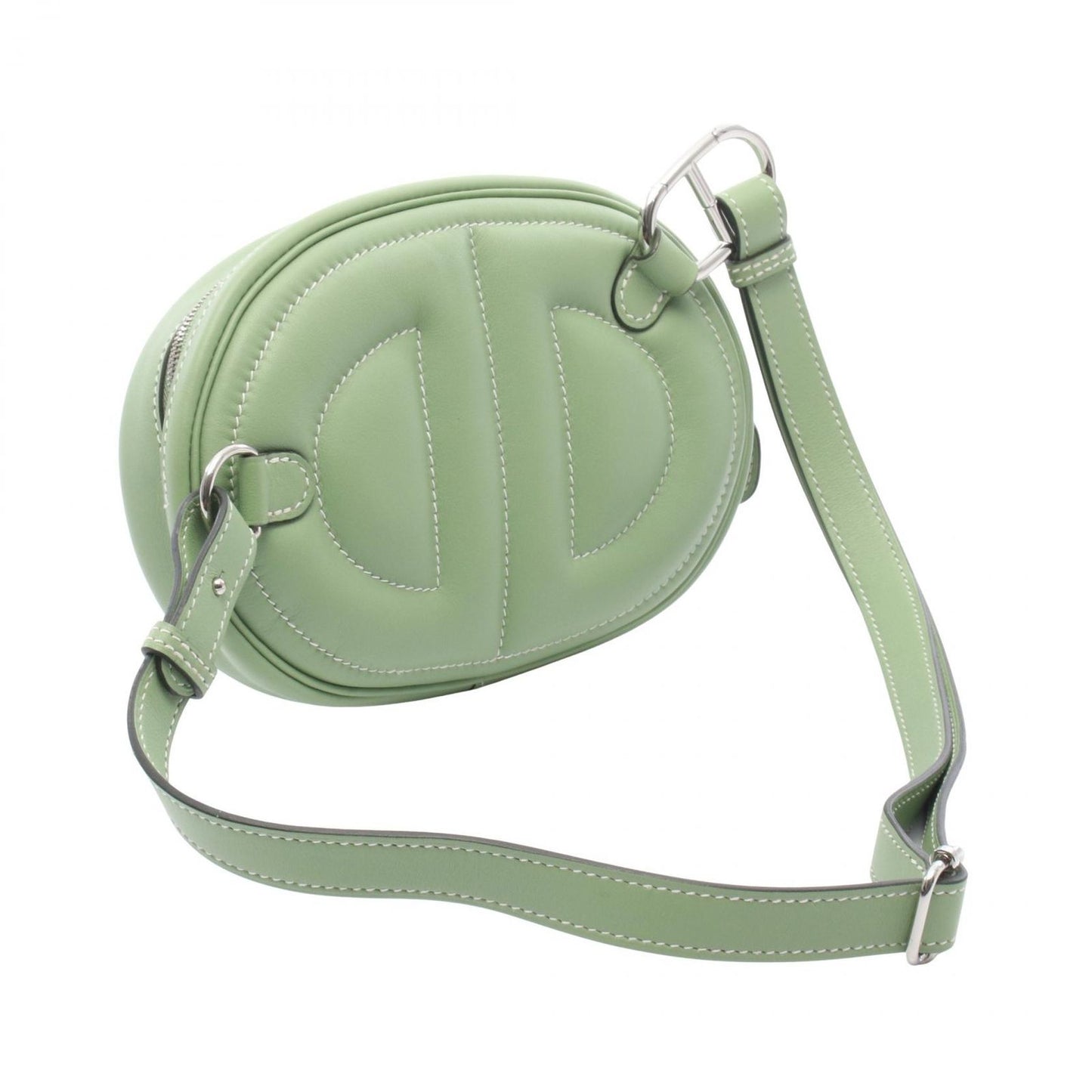 Hermes Waist Bag in the Loop Verso Vert Cricket Bamboo Leather Calf in the Belt — view 2