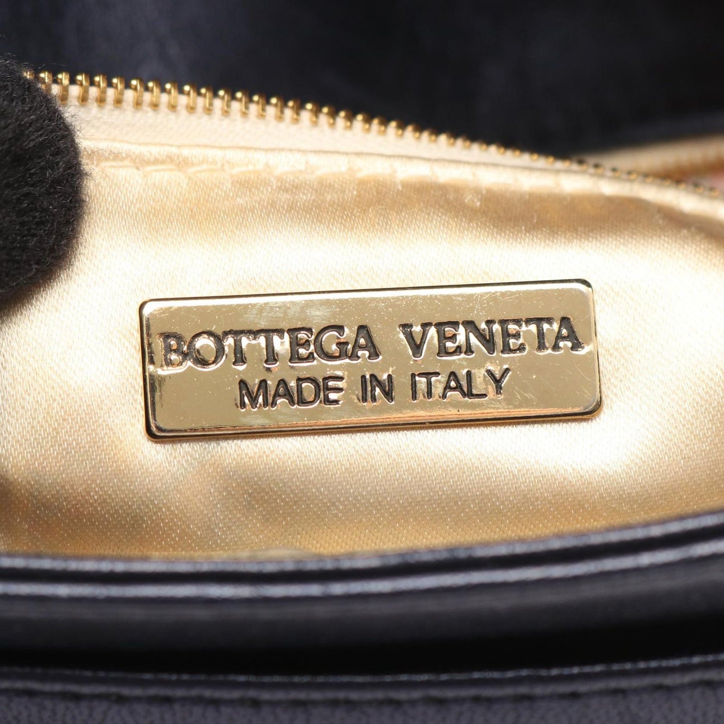 Bottega Veneta Shoulder Bag Intrecciato Navy Leather — view 4