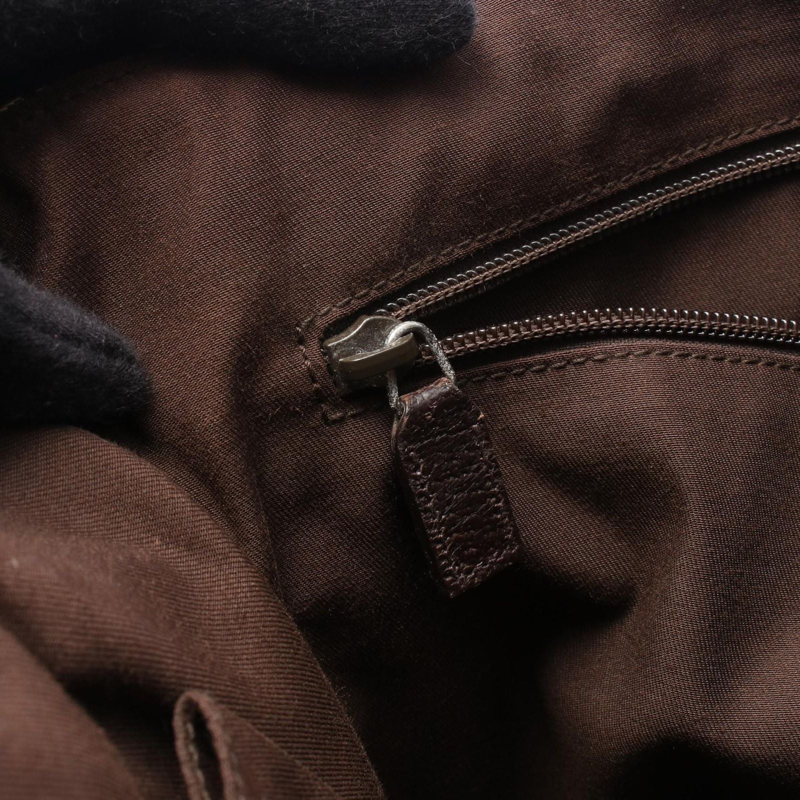 Gucci Shoulder Bag GG Canvas Beige Brown Messenger — view 5