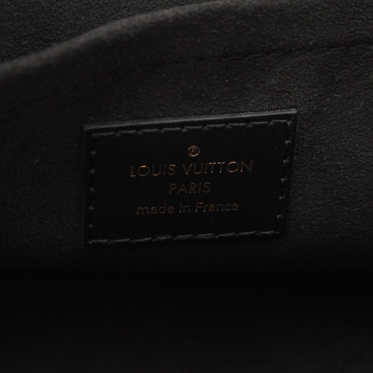 Louis Vuitton On The Go East Waist West Monogram Empreinte Cowhide Chain Strap — view 7