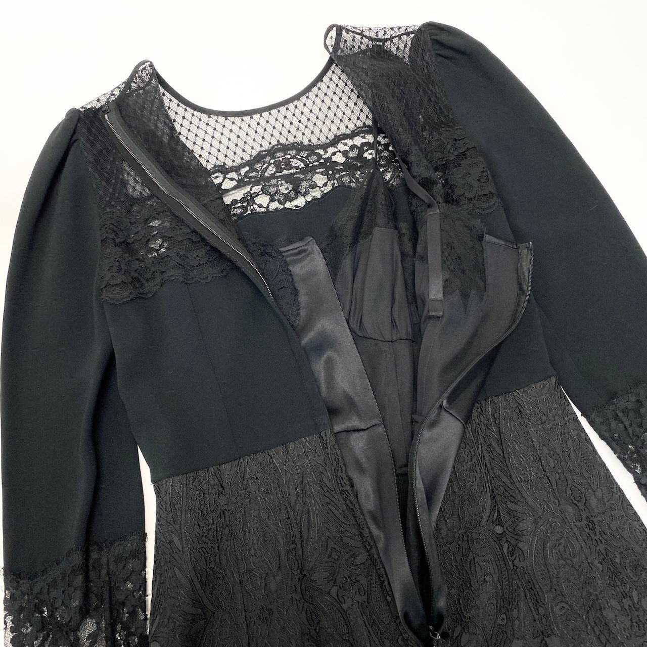 Dolce & Gabbana Lace Dress Contrast Puff Sleeve 36 Black See Image — view 5