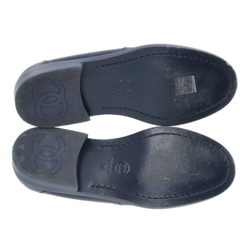 Chanel CC Logo Leather Loafers Shoes — view 3
