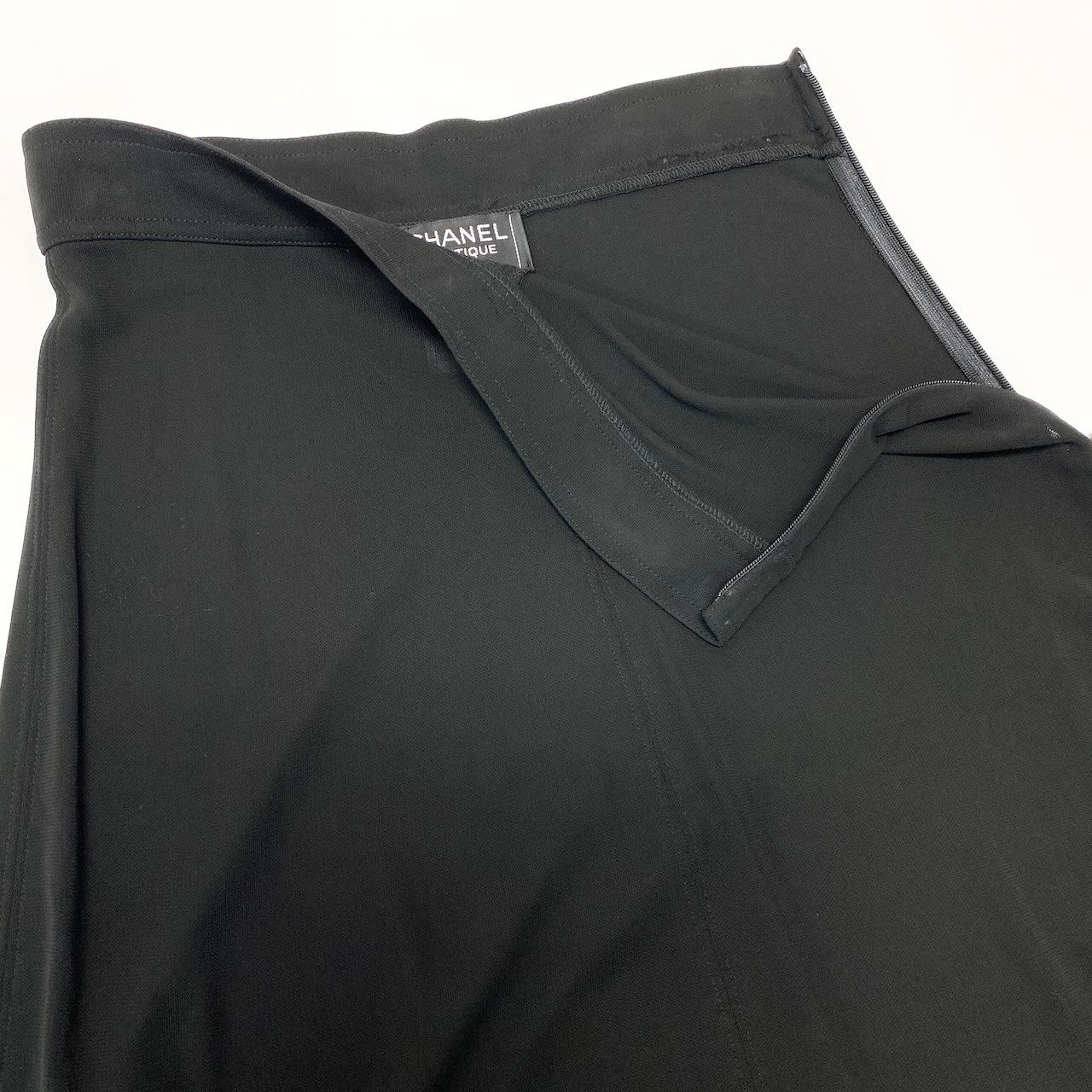 Chanel Boutique Tight Skirt Logo Embroidery Stretch 38 Black 100% Rayon — view 4