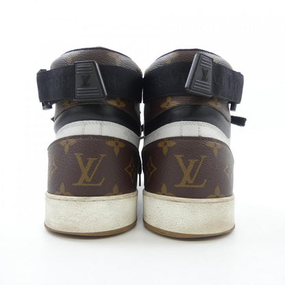 Louis Vuitton Rivoli Line Sneakers — view 5