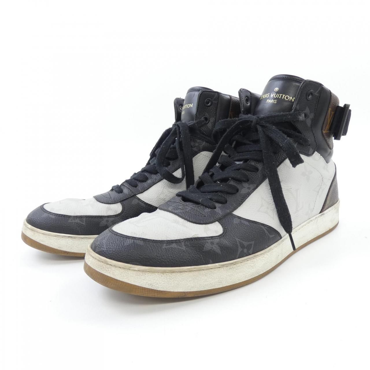 Louis Vuitton Rivoli Line Sneakers — view 3