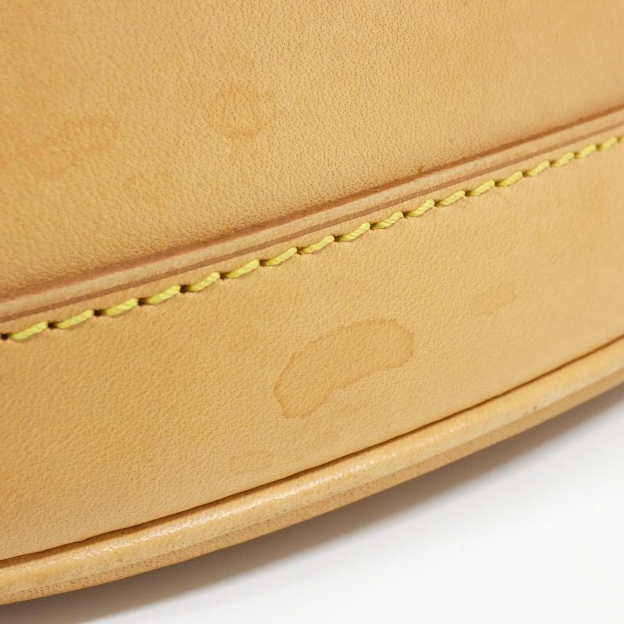 Louis Vuitton Marais Shoulder Bag — view 5