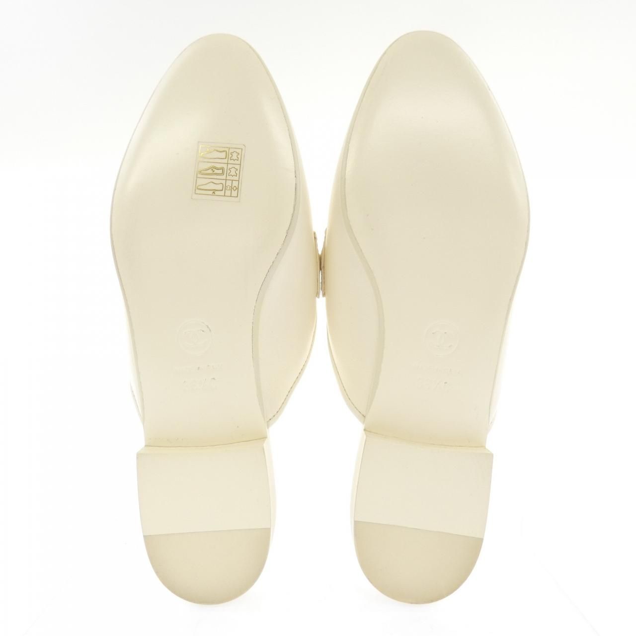 Chanel Mules Sandals Beige — view 4